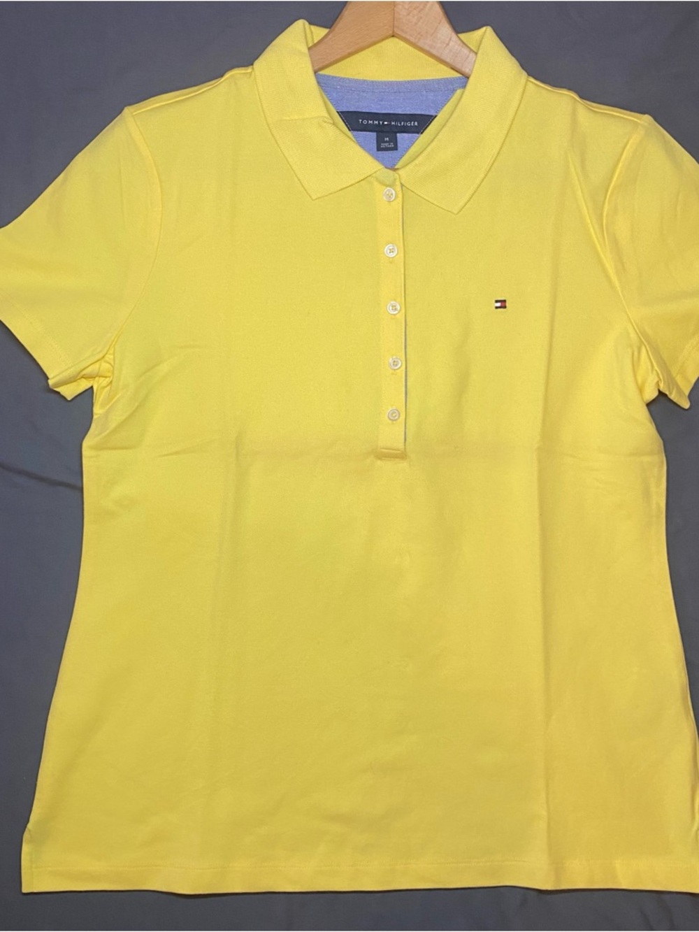 Tommy Hilfiger Polo Shirt Women’s M Yellow Short Sleeve Logo Stretch Preppy